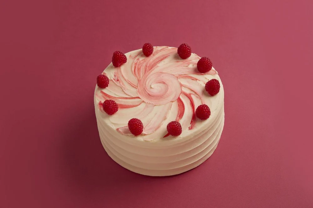 lemon-raspberry-ripple-cake-top-rev0-1000x-jpg-6439e16b59f6d891461987.webp