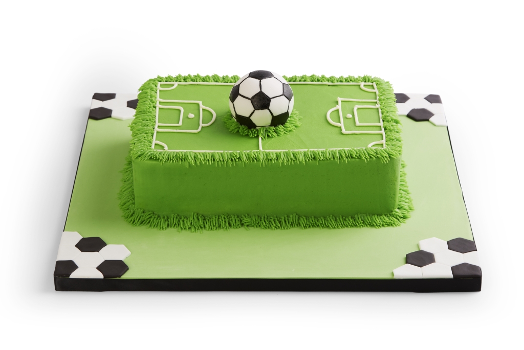 Football Pitch Cake